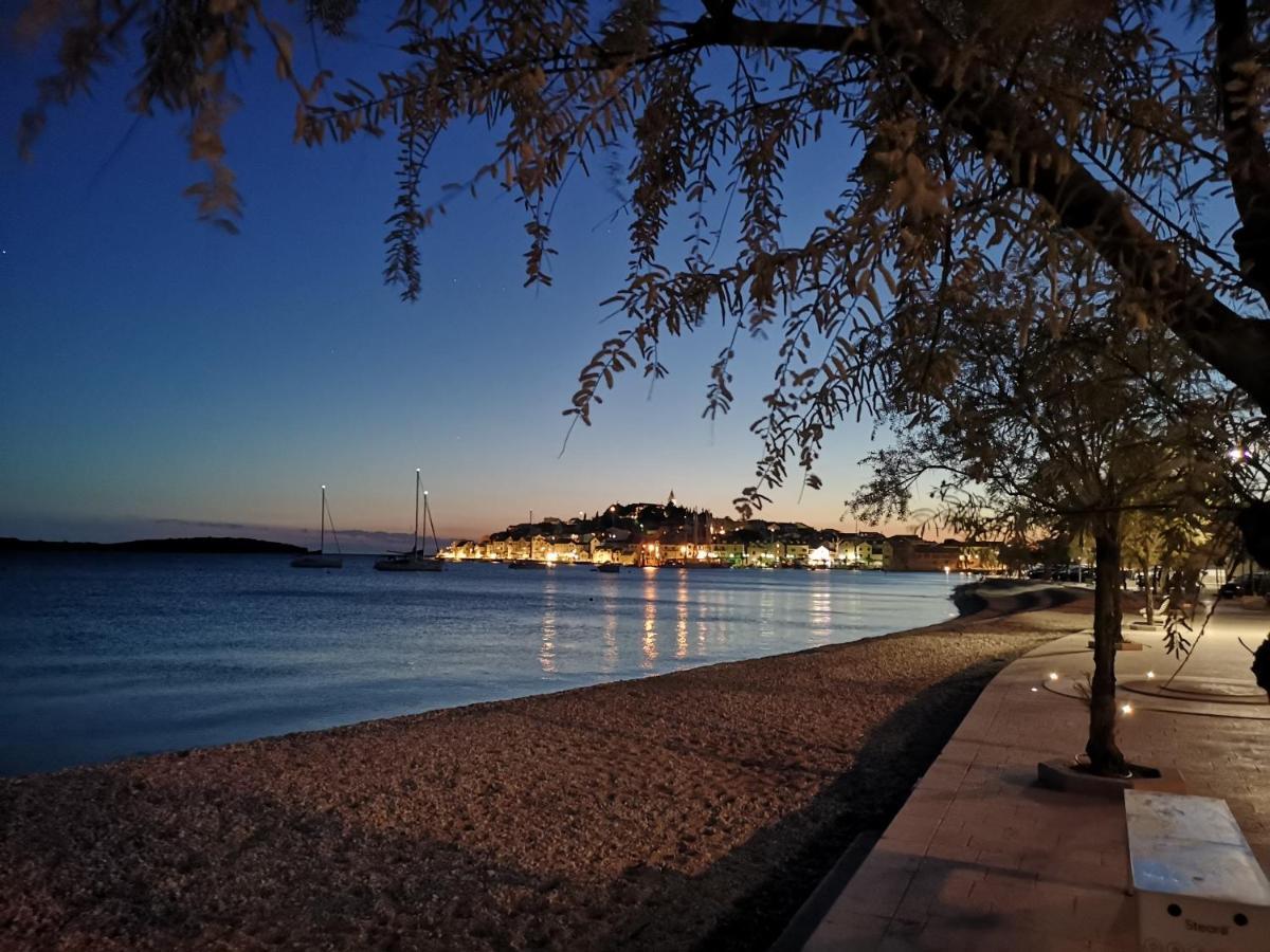 Mala Kuca Ispod Borova Holiday home Primosten
